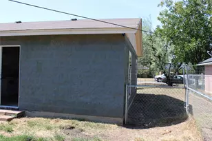 2722 Mildred St, Waco, TX 76706 - Photo 10