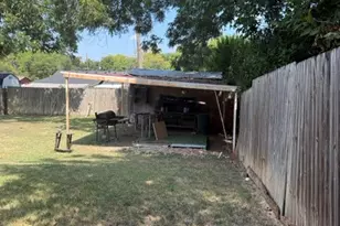 3815 Beverly Dr, Beverly Hills, TX 76711 - Photo 6