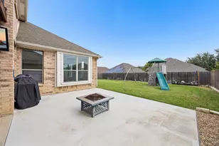 1121 Ponderosa Drive, Aubrey, TX 76227 - Photo 24