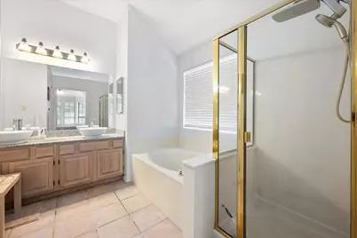 4137 Mapleridge Drive, Grapevine, TX 76051 - Photo 20