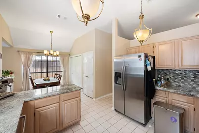 4137 Mapleridge Drive, Grapevine, TX 76051 - Photo 10