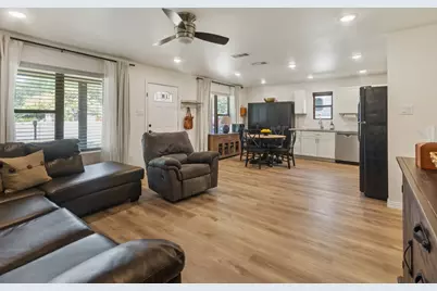 6121 Choctaw Drive, Mabank, TX 75156 - Photo 4