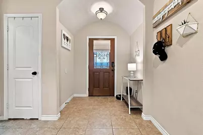 1407 Monfort Drive, Sherman, TX 75092 - Photo 4