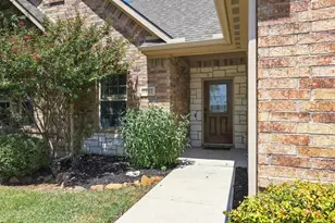 1407 Monfort Dr, Sherman, TX 75092 - Photo 2