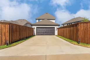 905 Carnation Dr, Crowley, TX 76036 - Photo 28
