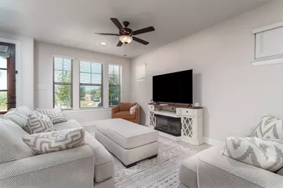 905 Carnation Drive, Crowley, TX 76036 - Photo 8