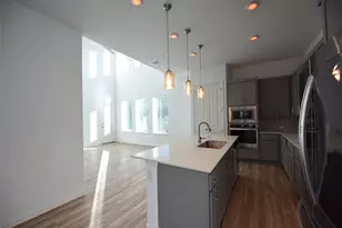 9843 Romo St, Irving, TX 75063 - Photo 6