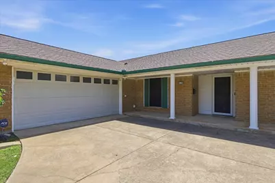 2132 Bordeaux Drive, Carrollton, TX 75007 - Photo 6