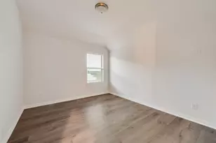 2418 Hillview Dr, Garland, TX 75043 - Photo 18