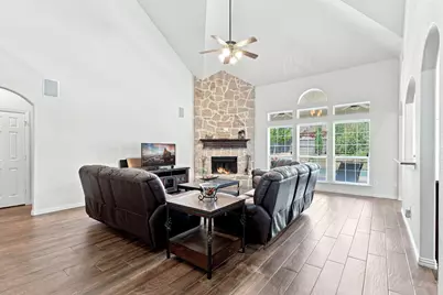 13921 Sparrow Hill Drive, Little Elm, TX 75068 - Photo 14