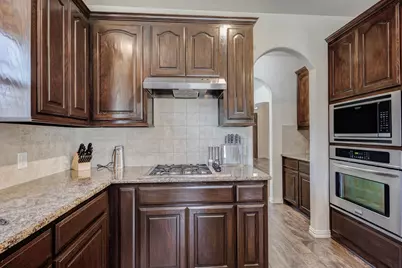 13921 Sparrow Hill Drive, Little Elm, TX 75068 - Photo 8
