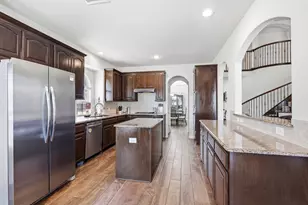 13921 Sparrow Hill Dr, Little Elm, TX 75068 - Photo 10