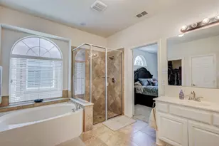 13921 Sparrow Hill Dr, Little Elm, TX 75068 - Photo 20