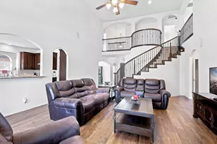 13921 Sparrow Hill Dr, Little Elm, TX 75068 - Photo 12