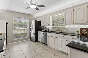 901 Autumn Lake Dr, Allen, TX 75002 - Photo 12