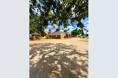 401 Inwood Road, Azle, TX 76020 - Photo 2