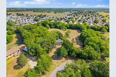 904 Jacobson Drive, Dallas, TX 75253 - Photo 2