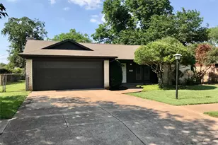 613 E Mustang St, Crowley, TX 76036 - Photo 1