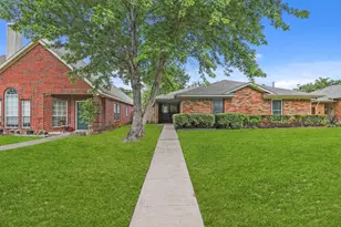 8519 Holly St, Frisco, TX 75034 - Photo 2