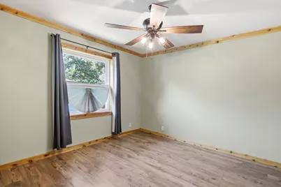 612 Oakwood Drive, Euless, TX 76040 - Photo 10