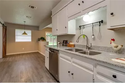 7820 Kermit Avenue, Fort Worth, TX 76116 - Photo 12