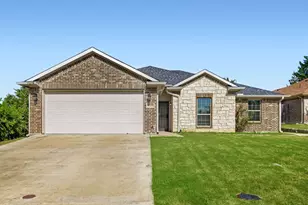 1300 Avenue C, Grand Prairie, TX 75051 - Photo 2