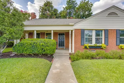 4200 Birchman Avenue, Fort Worth, TX 76107 - Photo 2