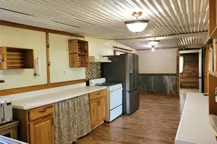 735 SW 1st, Detroit, TX 75436 - Photo 14