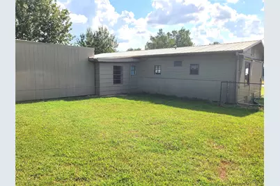 735 SW 1st, Detroit, TX 75436 - Photo 4
