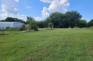735 SW 1st, Detroit, TX 75436 - Photo 36