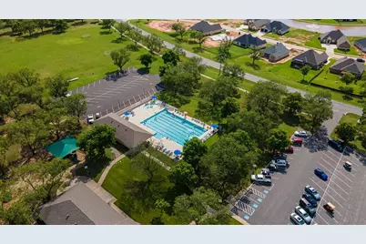 2373 E Landings S, Granbury, TX 76049 - Photo 20