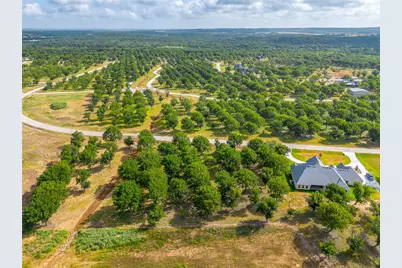 2373 E Landings S, Granbury, TX 76049 - Photo 8