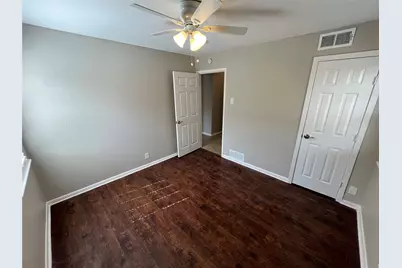317 E Ridgewood Drive, Garland, TX 75041 - Photo 12