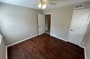 317 E Ridgewood Dr, Garland, TX 75041 - Photo 12