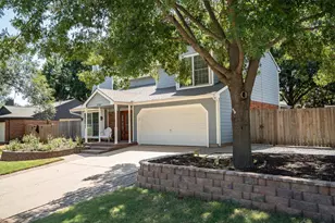 2710 Forestview Dr, Corinth, TX 76210 - Photo 2