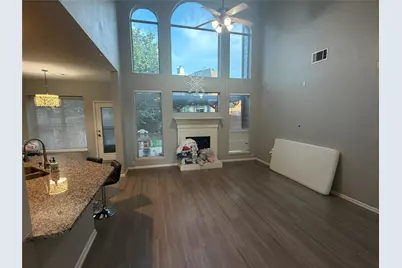 2712 Thorncreek Lane, Fort Worth, TX 76177 - Photo 2