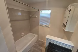 508 Tarragon Ln, Euless, TX 76039 - Photo 16