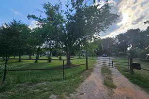 138 Co Rd 4876, Newark, TX 76071 - Photo 1