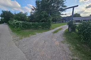 138 Co Rd 4876, Newark, TX 76071 - Photo 4