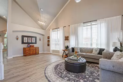 5704 Kelly Court, Haltom City, TX 76137 - Photo 2