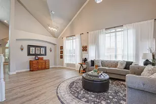 5704 Kelly Ct, Haltom City, TX 76137 - Photo 2