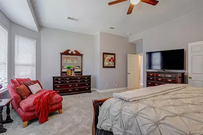 5704 Kelly Court, Haltom City, TX 76137 - Photo 18