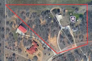 205 Niki Rd, Paradise, TX 76073 - Photo 2