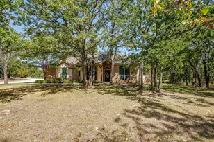 205 Niki Rd, Paradise, TX 76073 - Photo 2