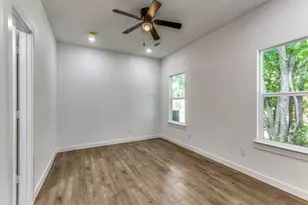 747 N Wilhite St, Cleburne, TX 76031 - Photo 6