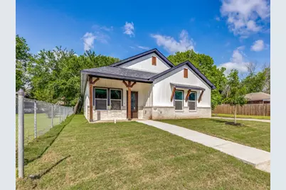 747 N Wilhite Street, Cleburne, TX 76031 - Photo 2