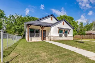 747 N Wilhite St, Cleburne, TX 76031 - Photo 2