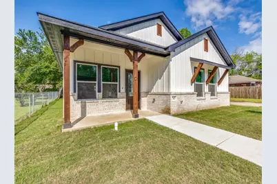 747 N Wilhite Street, Cleburne, TX 76031 - Photo 8