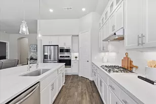 3905 W Wildridge Blvd, Oak Point, TX 75068 - Photo 10