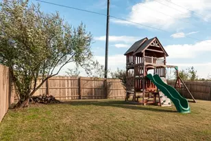 8532 Minturn Dr, Fort Worth, TX 76131 - Photo 4